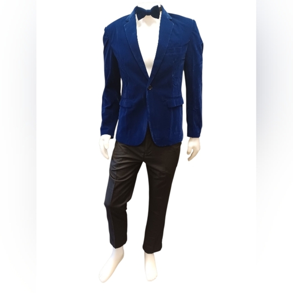 Mage Male Blue Velet Three Piece Suit NWT Size Medium - Picture 2 of 14